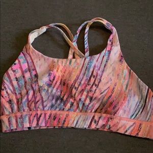 Lululemon sports bra